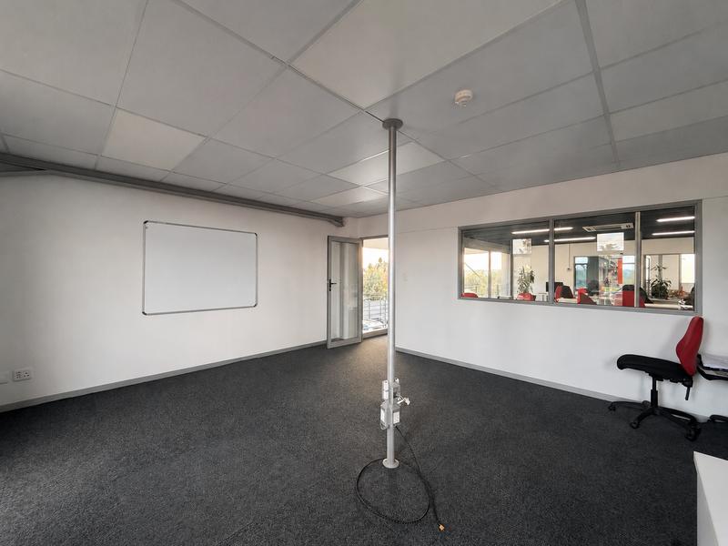 To Let Commercial Property for Rent in Fairview Eastern Cape